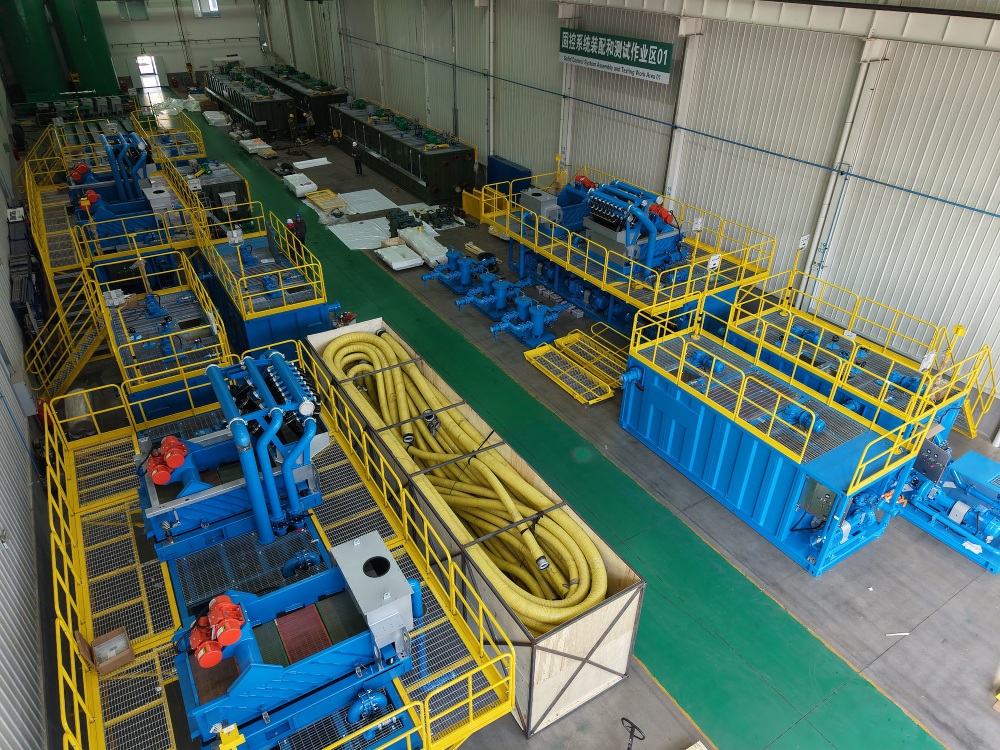 20260126 Trencless Mud Cleaning